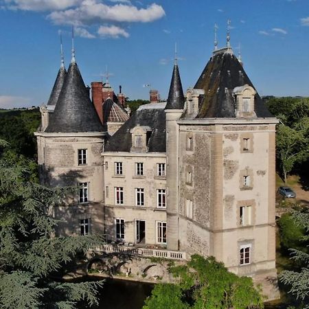 Chateau De Saint Bonnet Les Oules Экстерьер фото