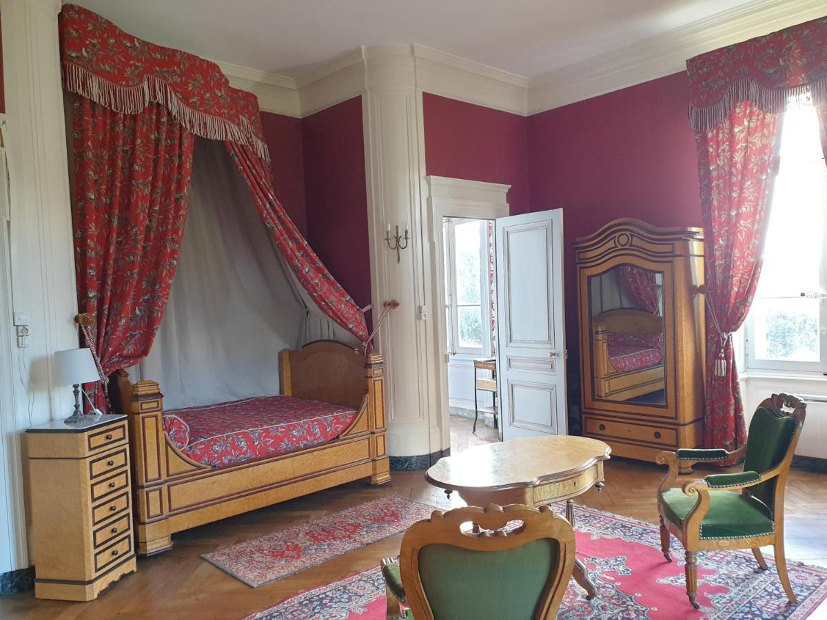 Chateau De Saint Bonnet Les Oules Экстерьер фото