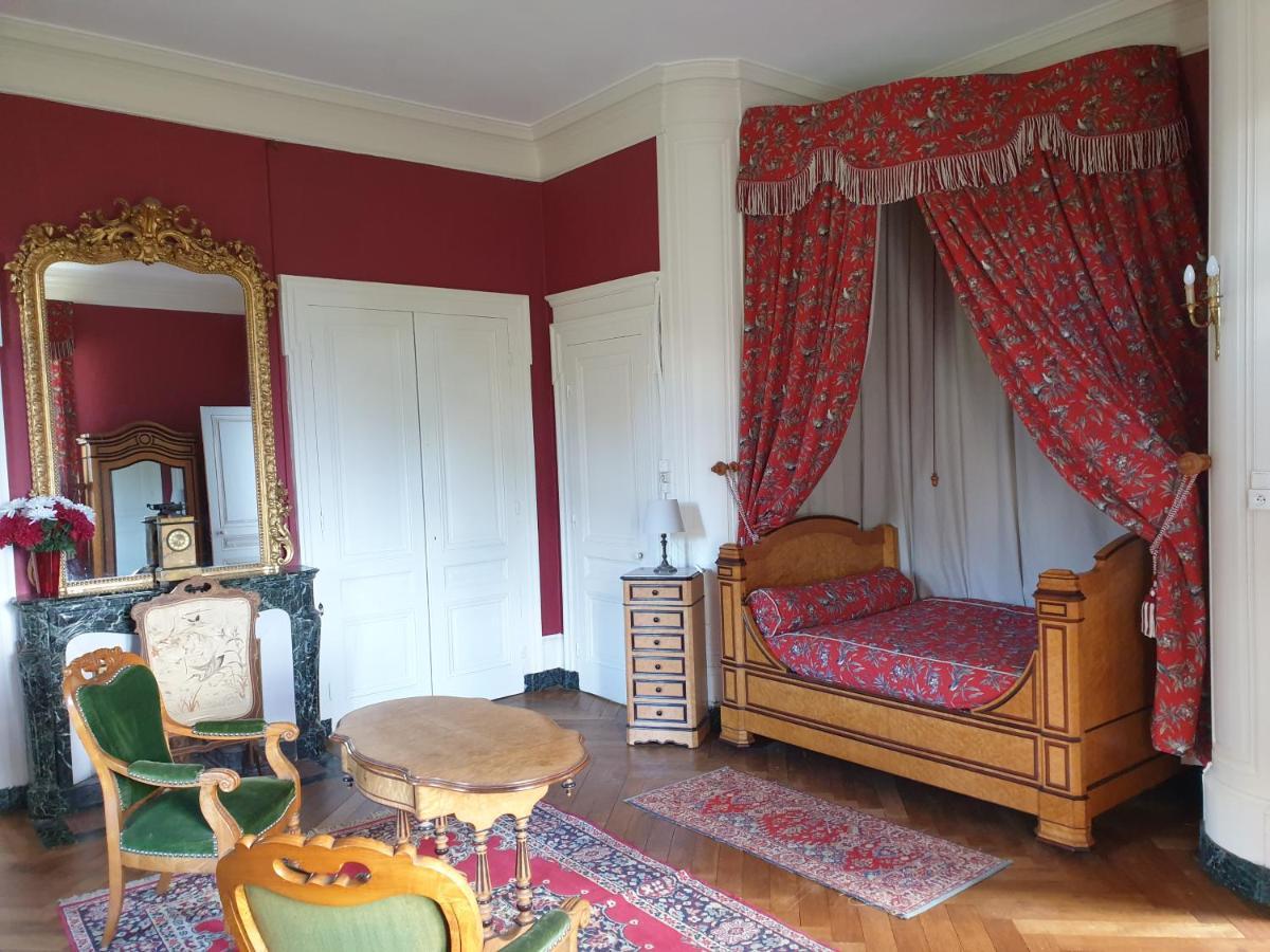 Chateau De Saint Bonnet Les Oules Экстерьер фото