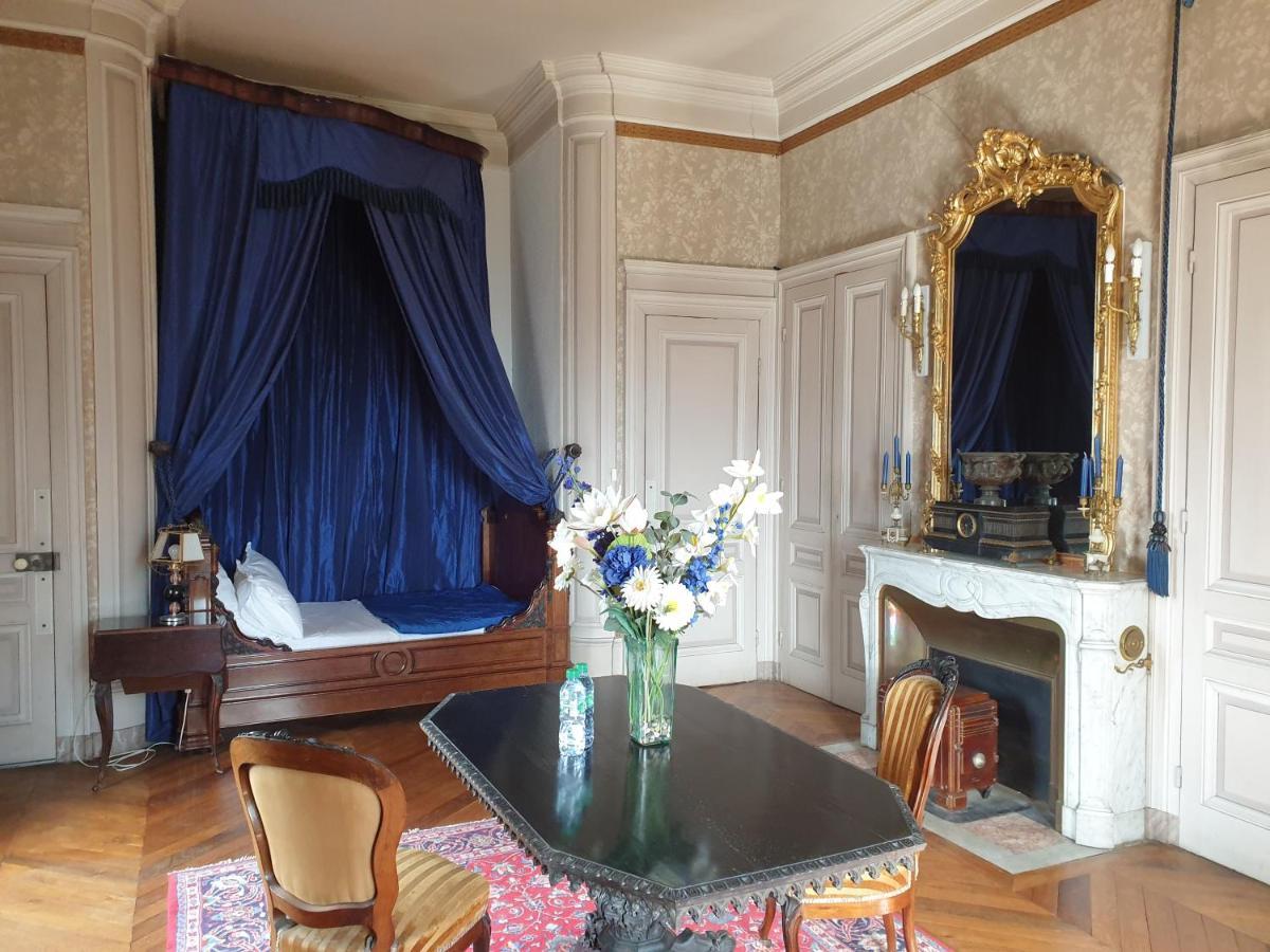 Chateau De Saint Bonnet Les Oules Экстерьер фото